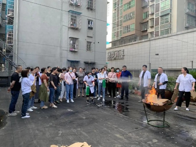 衡陽市南北特食品有限公司開展《安全生產(chǎn)》、《消防安
